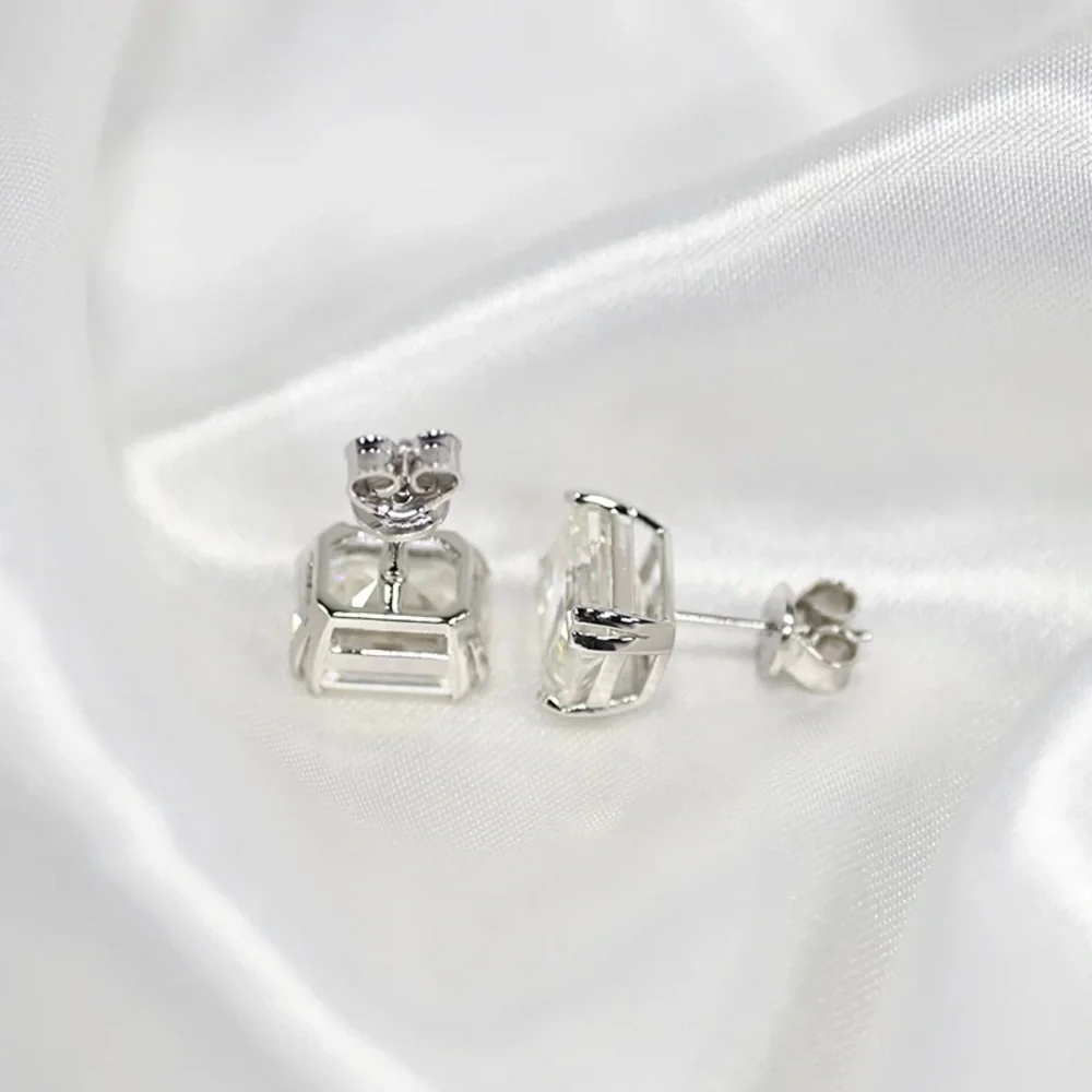 Swarovski 79ct geometric